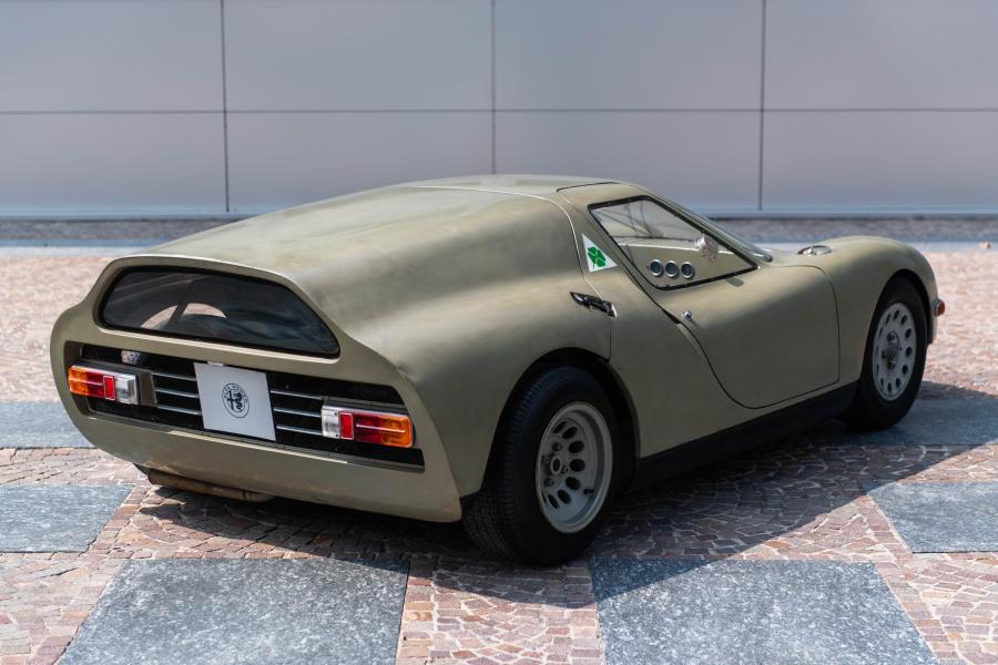 Alfa Romeo Scarabeo Rielaborata by OSI 1967 года  (фото 5 из 6)